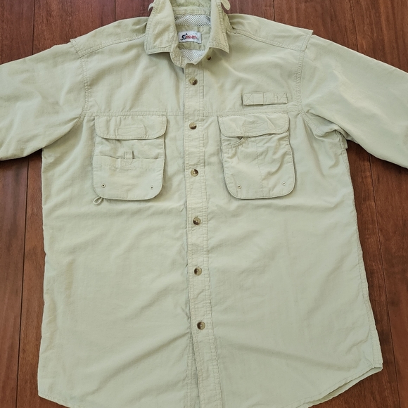 WORLD WIDE SPORTSMAN SHORT SLEEVE VENTED MEN'S FISHING SHIRT SZ MEDIUM KHAKI - Picture 2 of 5